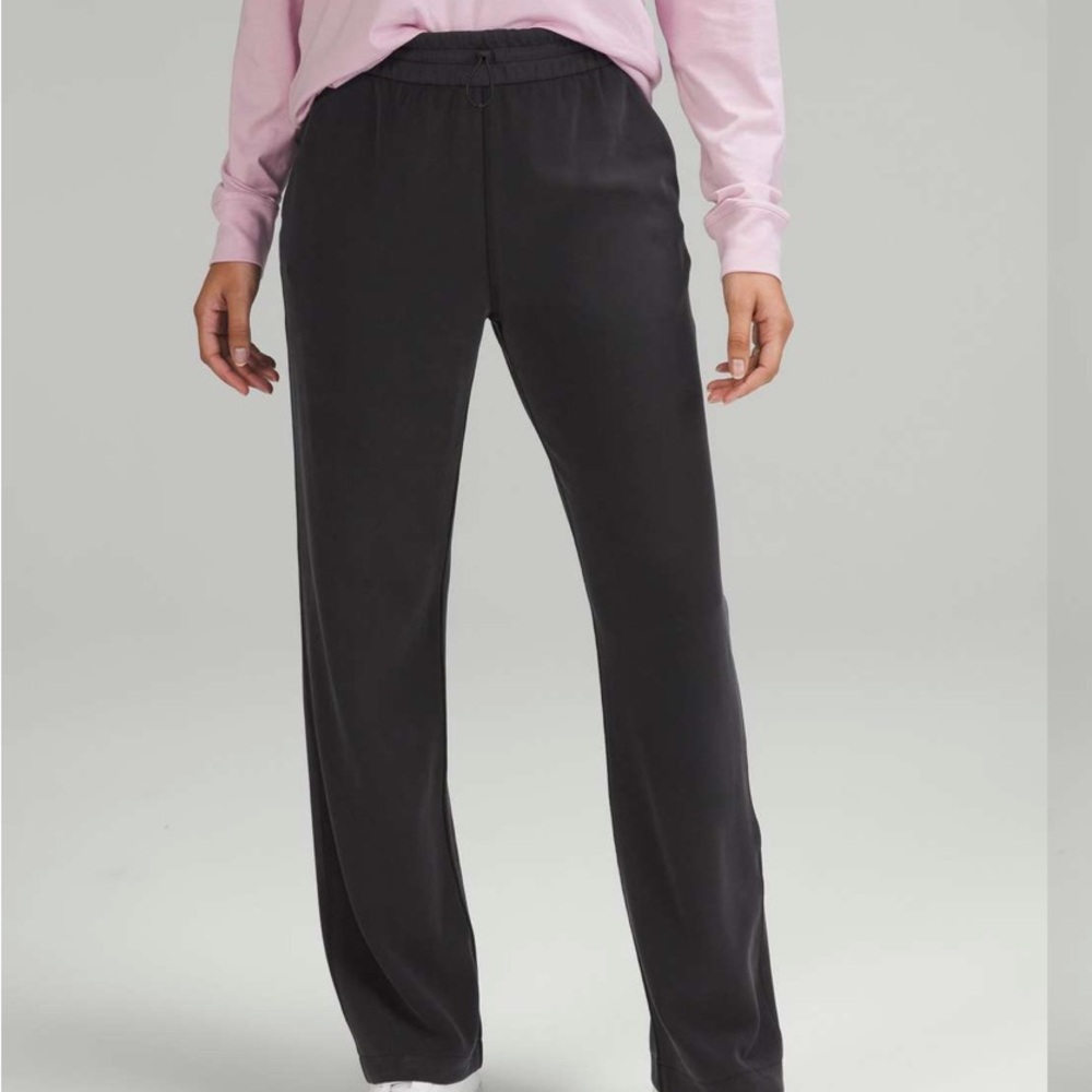 lululemon athletica Black Women's Pants